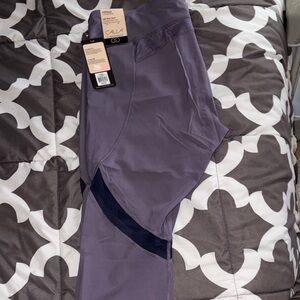CALIA by Carrie Underwood Purple Capris